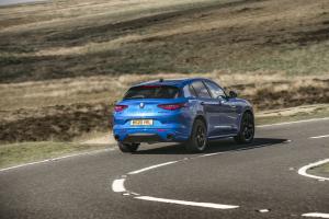 Alfa Romeo Stelvio Veloce 2020 года  (UK)